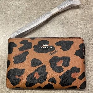 Coach wristlet NWT